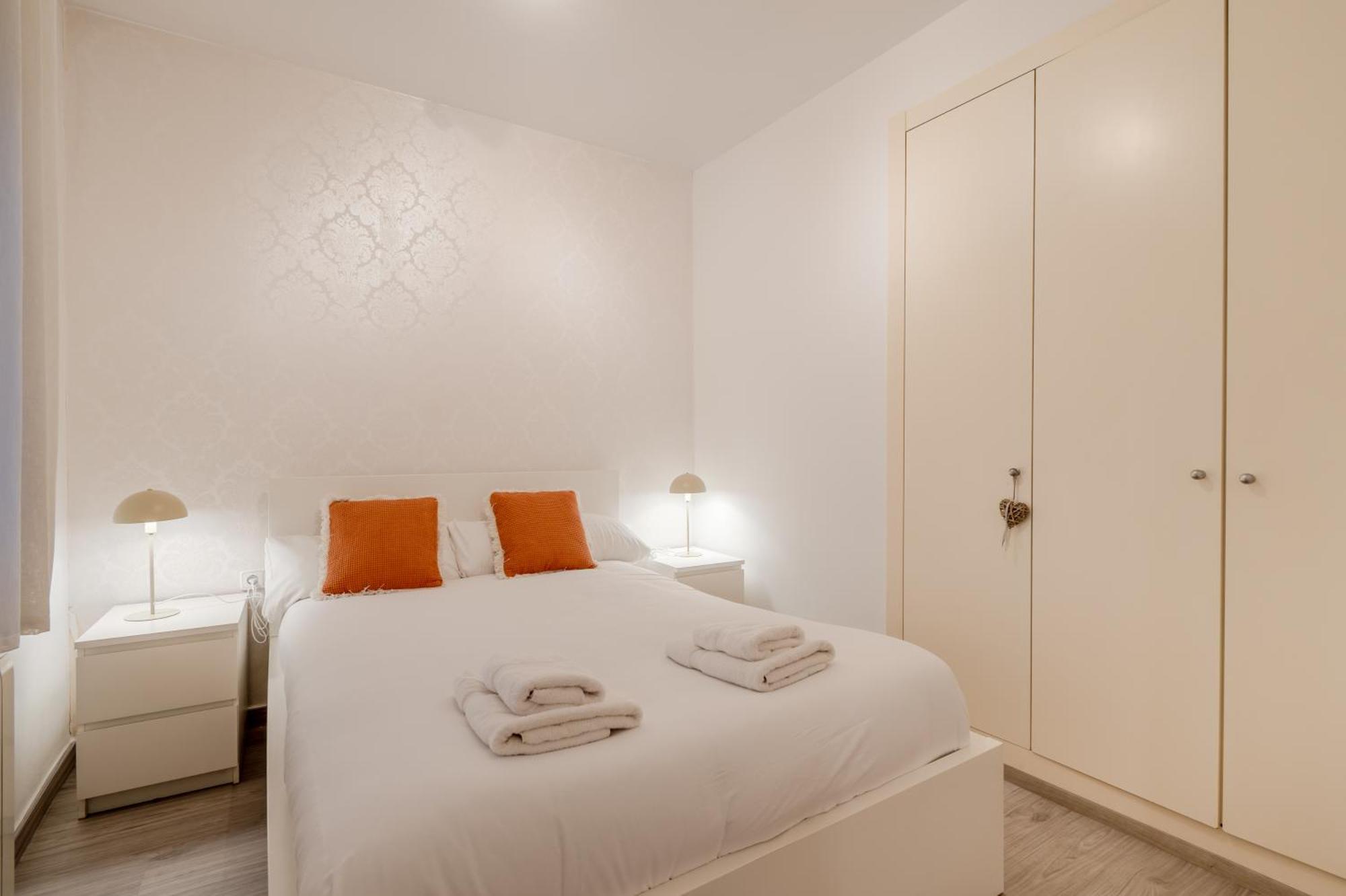 Flateli Jaume Pons Apartment