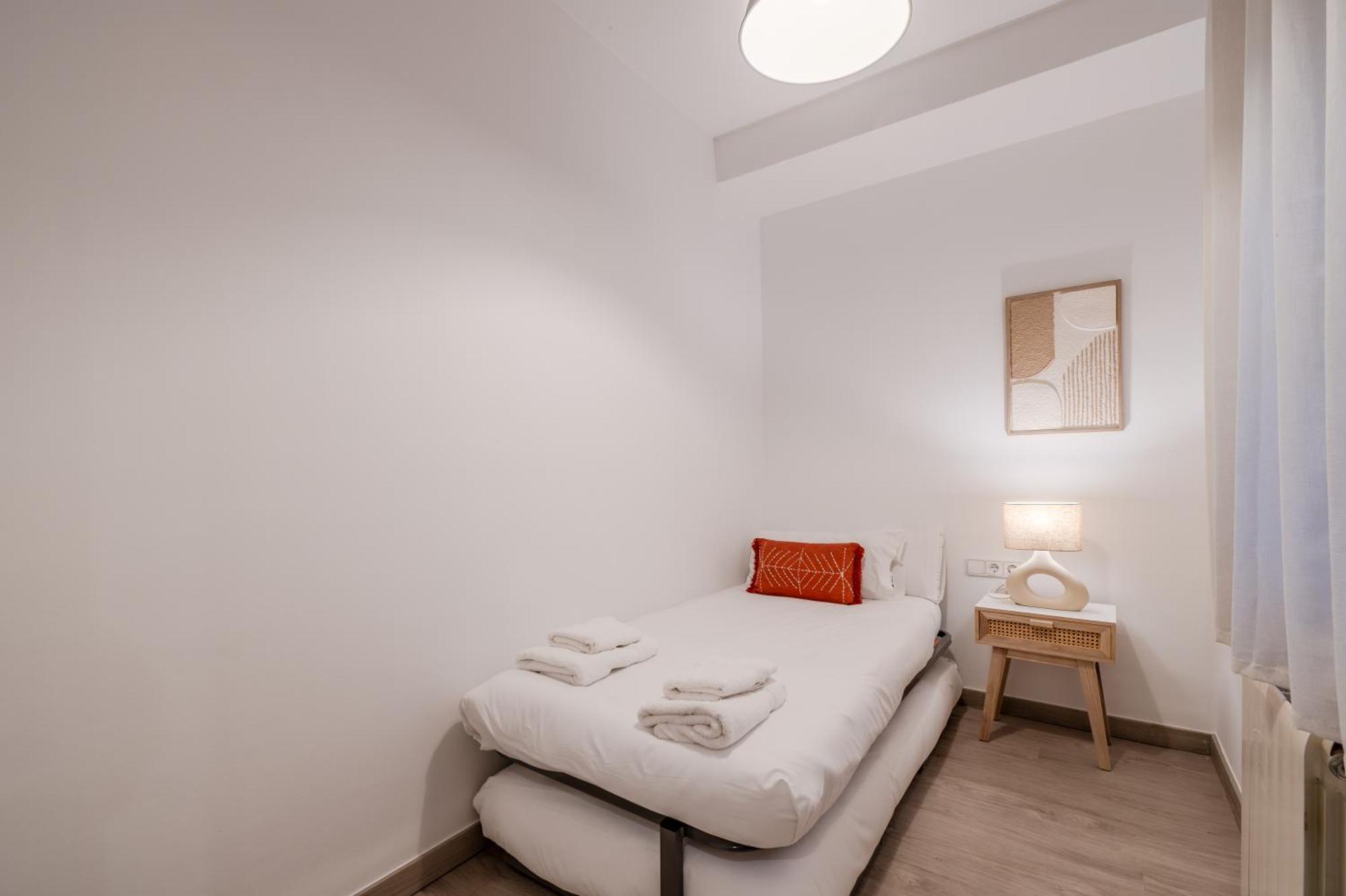 Flateli Jaume Pons Apartment Girona